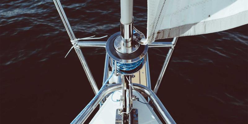 Wi-Fi 6/6E技术深度解析：企业级网络部署与前端开发者的优化学习指南